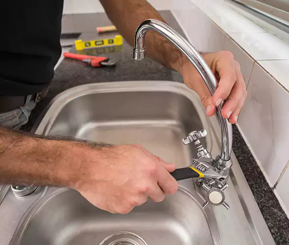 Local Experts for Faucet Repair in Upper Arlington, OH:Schedule Affordable Faucet Repair Services with Us