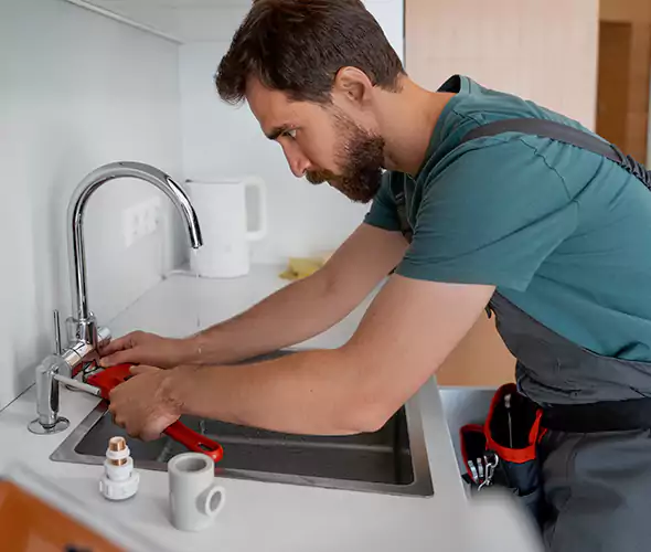 Professional Faucet Replacement Specialist in Upper Arlington, OH: Schedule Affordable Faucet Replacement Services with Us